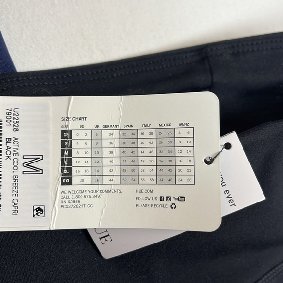 NWT Hue Active Cool Breeze Capri Leggings Black and Navy Size Medium - Picture 4 of 12